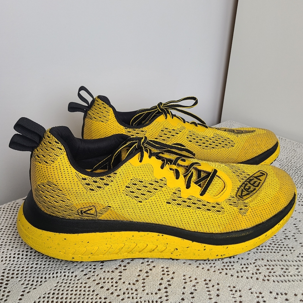 Keen WK400 Walking Sneakers Yellow Black 1027483 Size 14 Men's - Picture 8 of 11